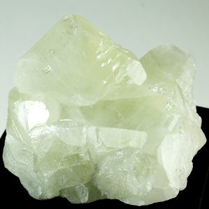 mineral datolita